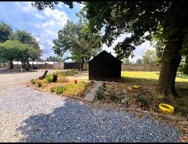 4 BEDROOM HOUSE FOR SALE IN BUYSCELIA